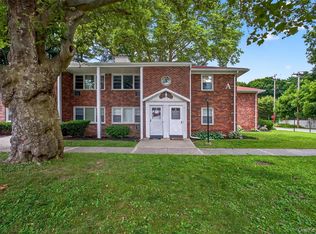 2710 South Road #A4, Poughkeepsie, NY 12601