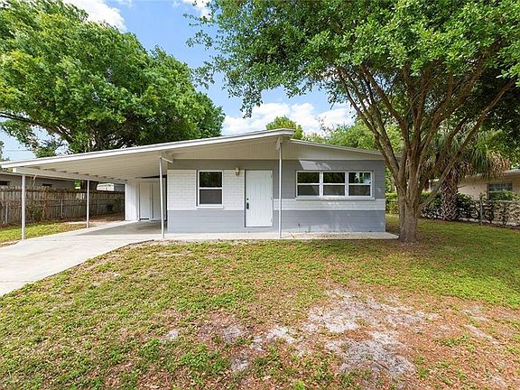 3rd image of 8005 Fernview Ln