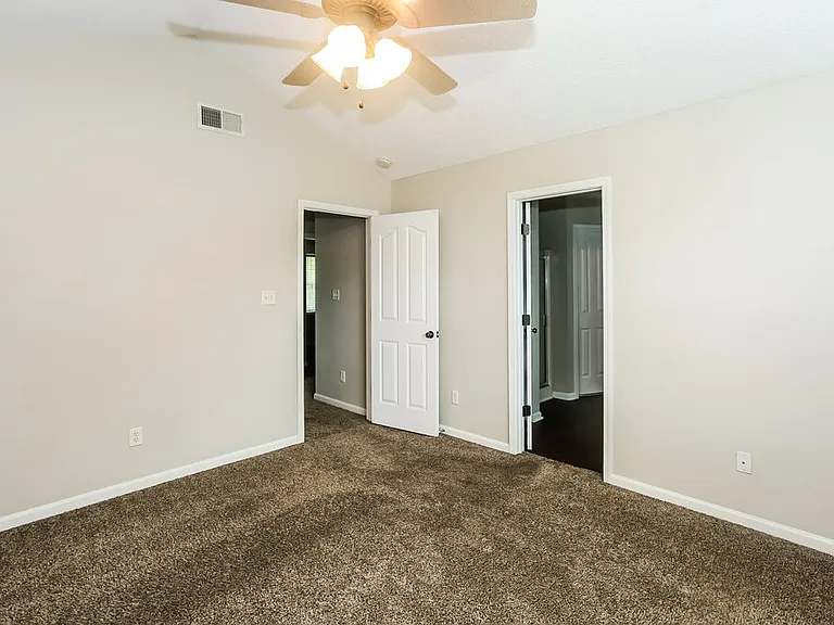 6918 Lowen Rd — Photo 9
