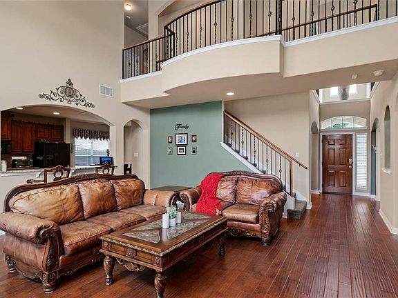 5th image of 3435 Cortes Pl