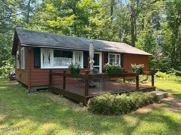 33 S Beach Avenue, Bolton, NY 12824
