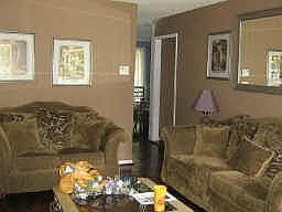 FORMAL LIVING