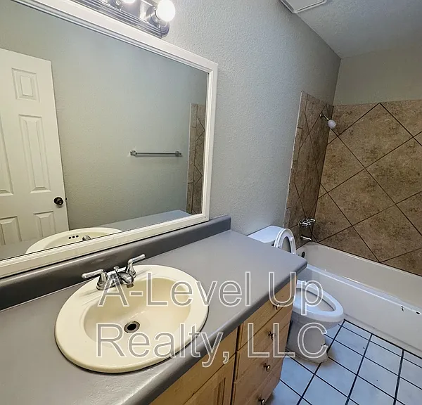 1503 N Riverview Blvd — Photo 14