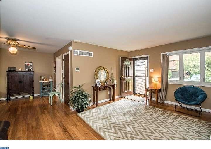 1st image of 5404 Pinehurst Dr