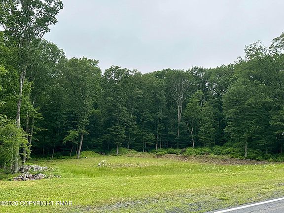 2nd image of 183 Saddle Creek Dr