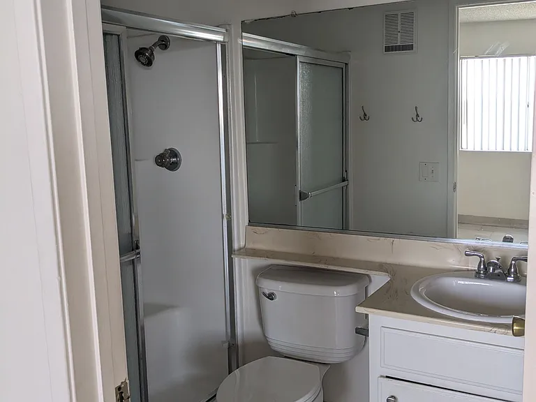1526 Sherman Pl #306 — Photo 3