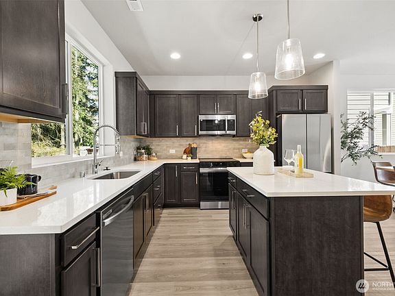 3rd image of 24515 111th Avenue SE