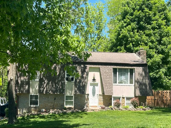 2030 W Valley View Dr, Ellettsville, IN 47429