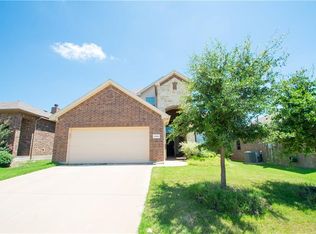 2929 Maple Creek Dr, Fort Worth, TX 76177