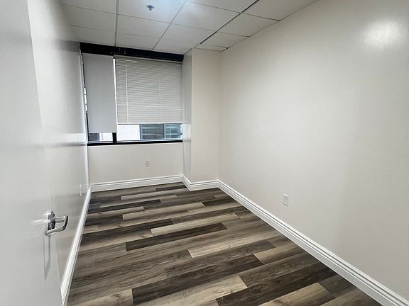 5th image of 1111 14th St NW #606