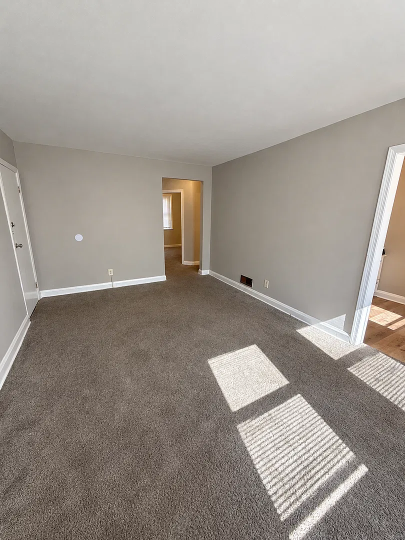 5520 Lothian Road — Photo 3