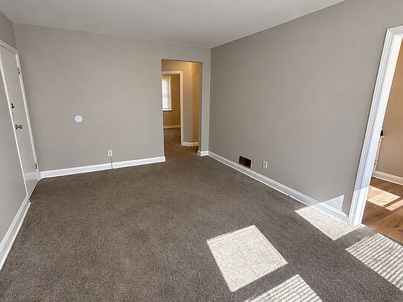 3rd image of 5520 Lothian Rd