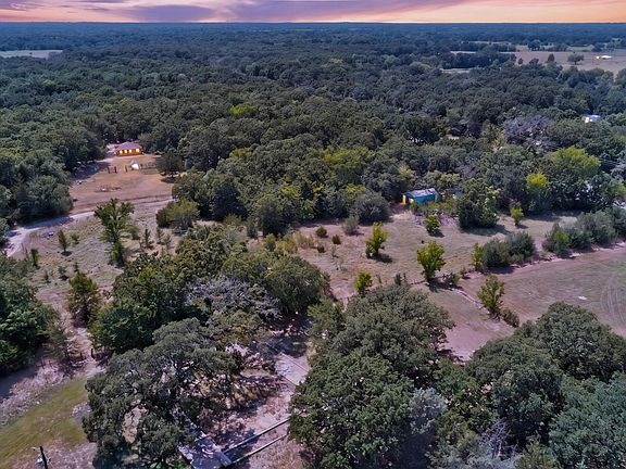 2nd image of 14266 Hickory Tree Ln