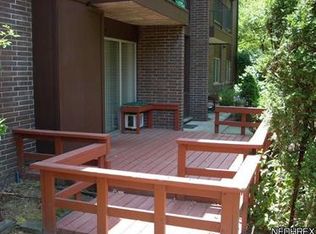 10744 Valley View Rd #10B, Northfield, OH 44067