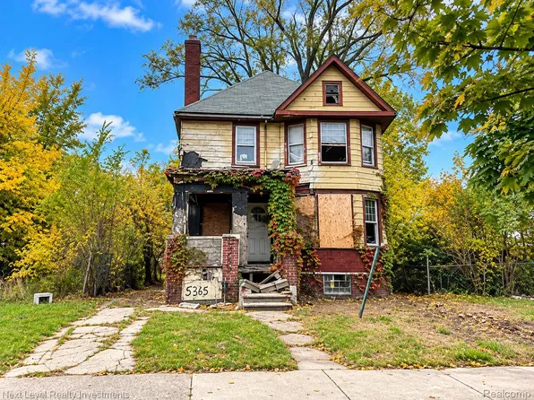 5365 Seneca St, Detroit, MI 48213