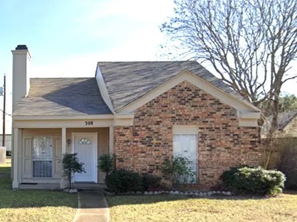 380 Ancestry Ln, Dallas, TX 75217