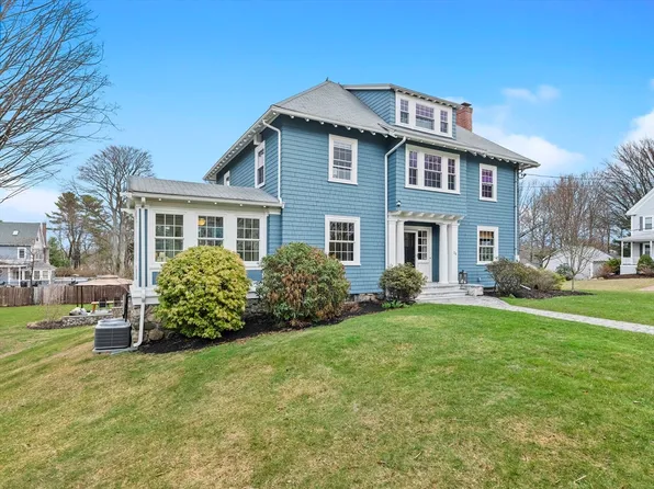 20 Hillcrest Rd, Reading, MA 01867