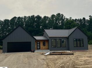 4107 Fireside Trl, Traverse City, MI 49685