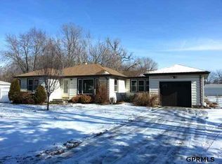 1213 N 85th St, Omaha, NE 68114