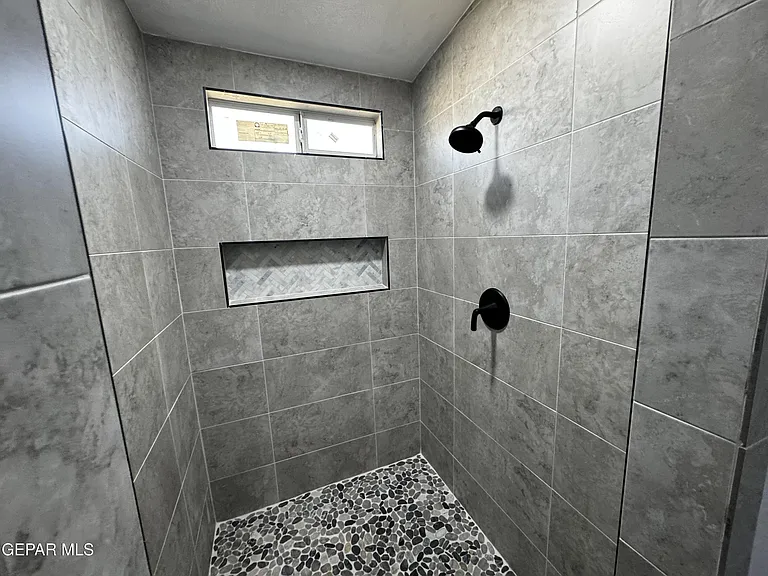 10277 N Loop Dr #C — Photo 6