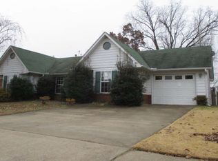 10851 Ridgefield Dr, Olive Branch, MS 38654