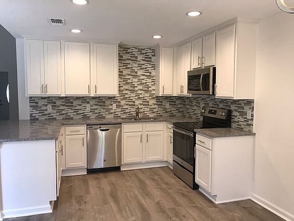 2nd image of 8329 Coralberry Ln