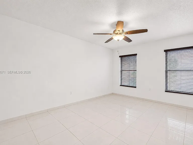 7256 W 34th Ln — Photo 7