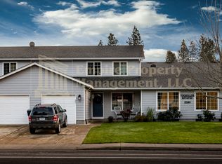 25160 E Broadway Ave APT 3A, Veneta, OR 97487