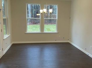 729 Moonbeam Dr, Raleigh, NC 27603