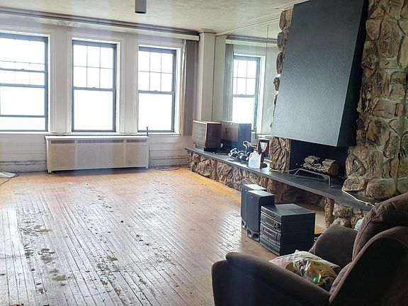4th image of 7321 S South Shore Dr APT 6A
