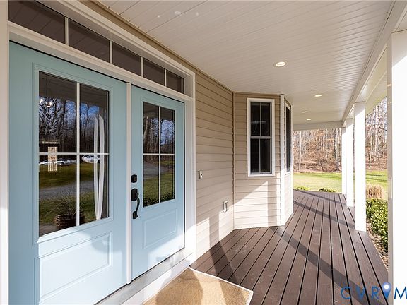 2nd image of 2744 Dogtown Rd