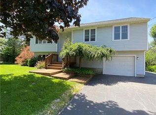 101 Sylvan Way, Camillus, NY 13031