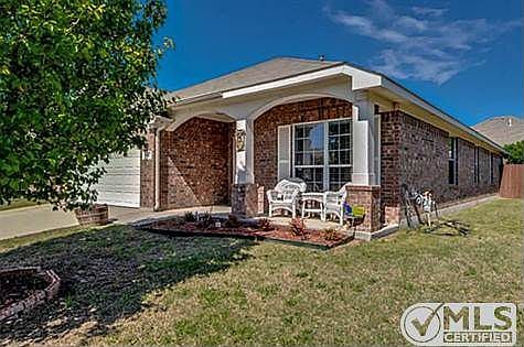 3rd image of 9017 Dry Creek Dr