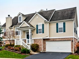 589 N Hidden Prairie Ct, Palatine, IL 60067