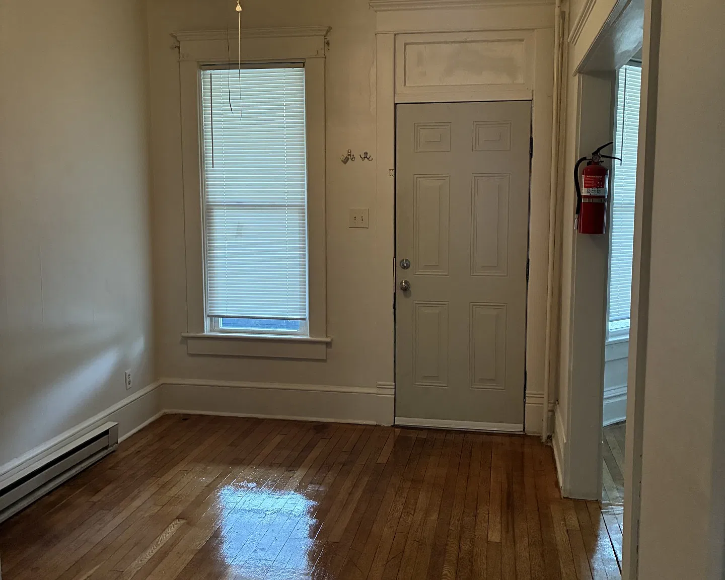 3 bed, 850 sqft, $925 — Photo 4