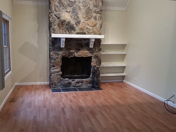 4th image of 763 Drury Ct