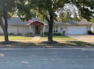 504 N 8th St, Humboldt, KS 66748