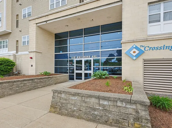 140 Railroad Ave APT B111, Norwood, MA 02062
