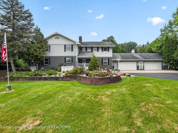 1541/1543 N Michigan Rd, Eaton Rapids, MI 48827
