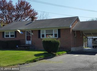 111 Blossom Dr, Winchester, VA 22602