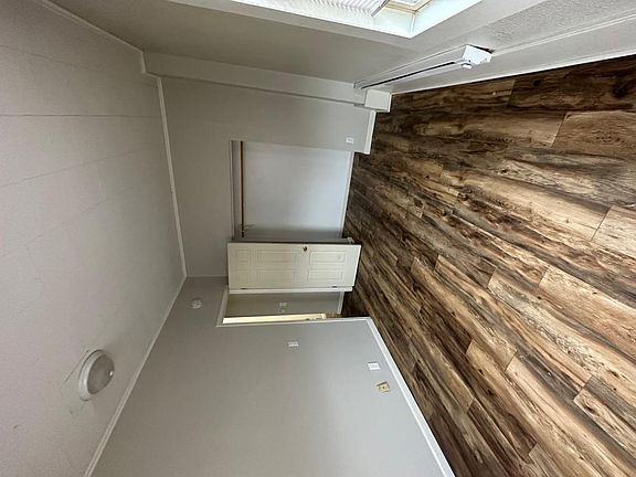 5th image of 1709 White St #1711-2