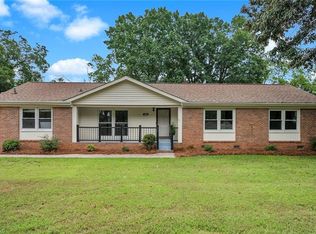 4972 Shattalon Dr, Winston Salem, NC 27106