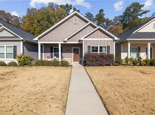 40 Calloway Ln, Cartersville, GA 30120