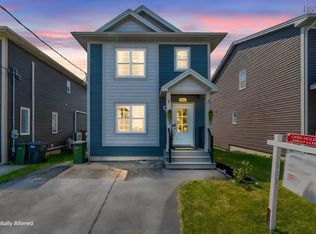 151 Mica Cres, Halifax, NS B3P0H7
