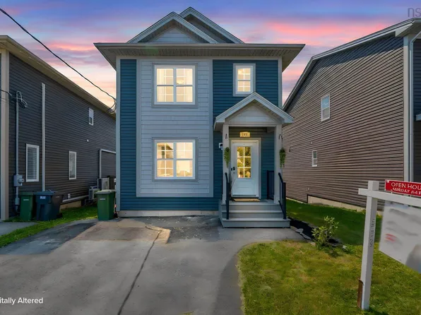 151 Mica Cres, Halifax, NS B3P 0H7