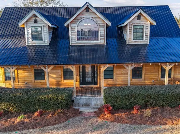 1320 Empire Rd, Jesup, GA 31545