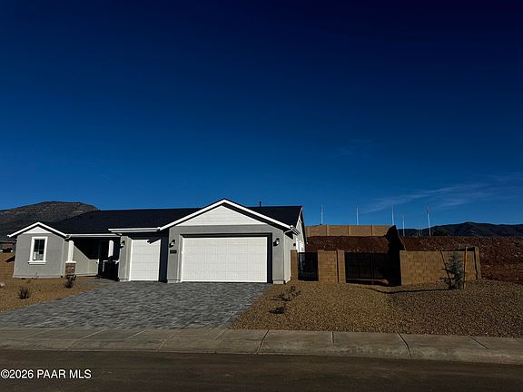 4th image of 8679 N Suzanna Dr