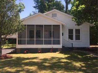 714 N Curran Ave, Picayune, MS 39466