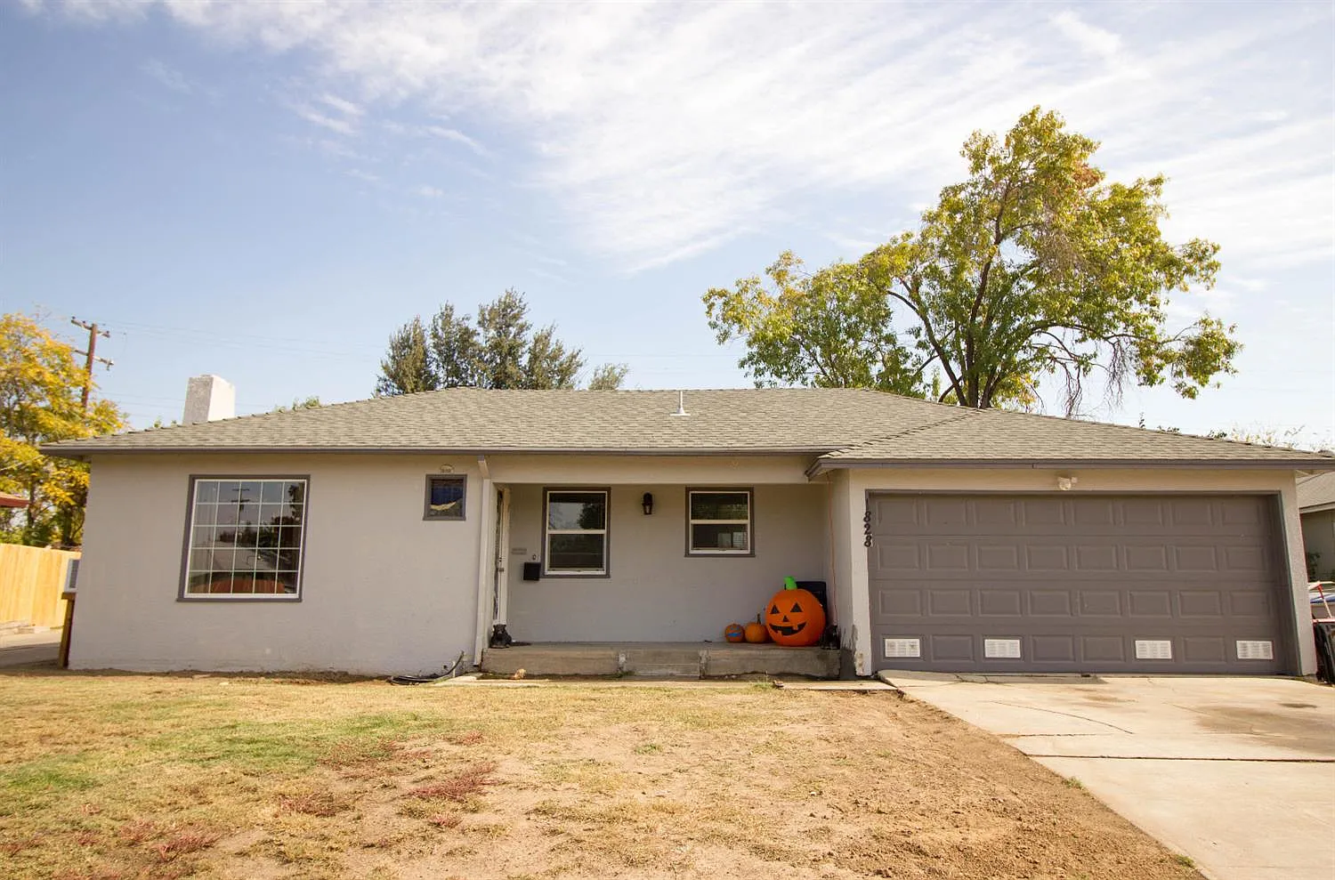 1828 Norris Dr E photo 1