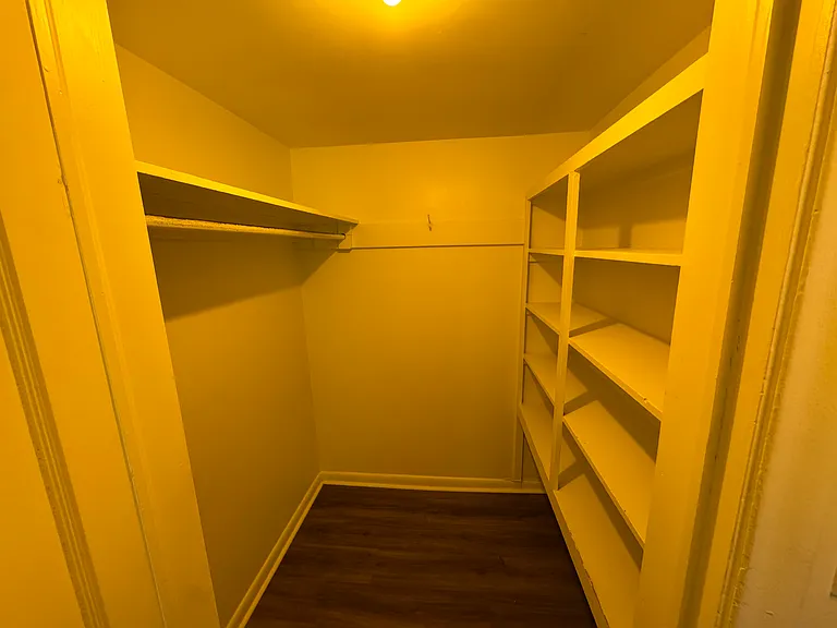 1237 S Lake St — Photo 10